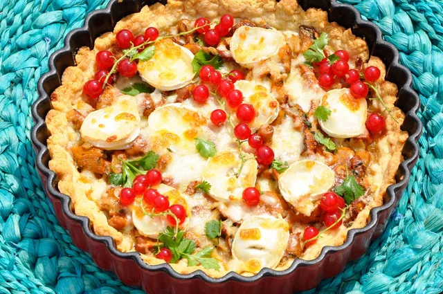 Chanterelle and Camembert Cheese Tart