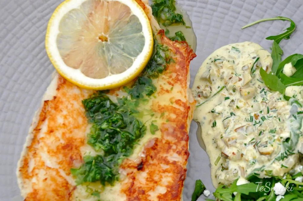 Smażona ryba z sosem tatarskim i pietruszkowym pesto — zdjęcie 2