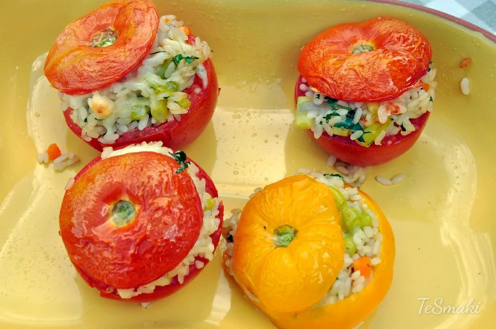 Risotto Baked in Tomatoes